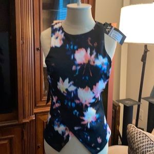 Cute multi color sleeveless top